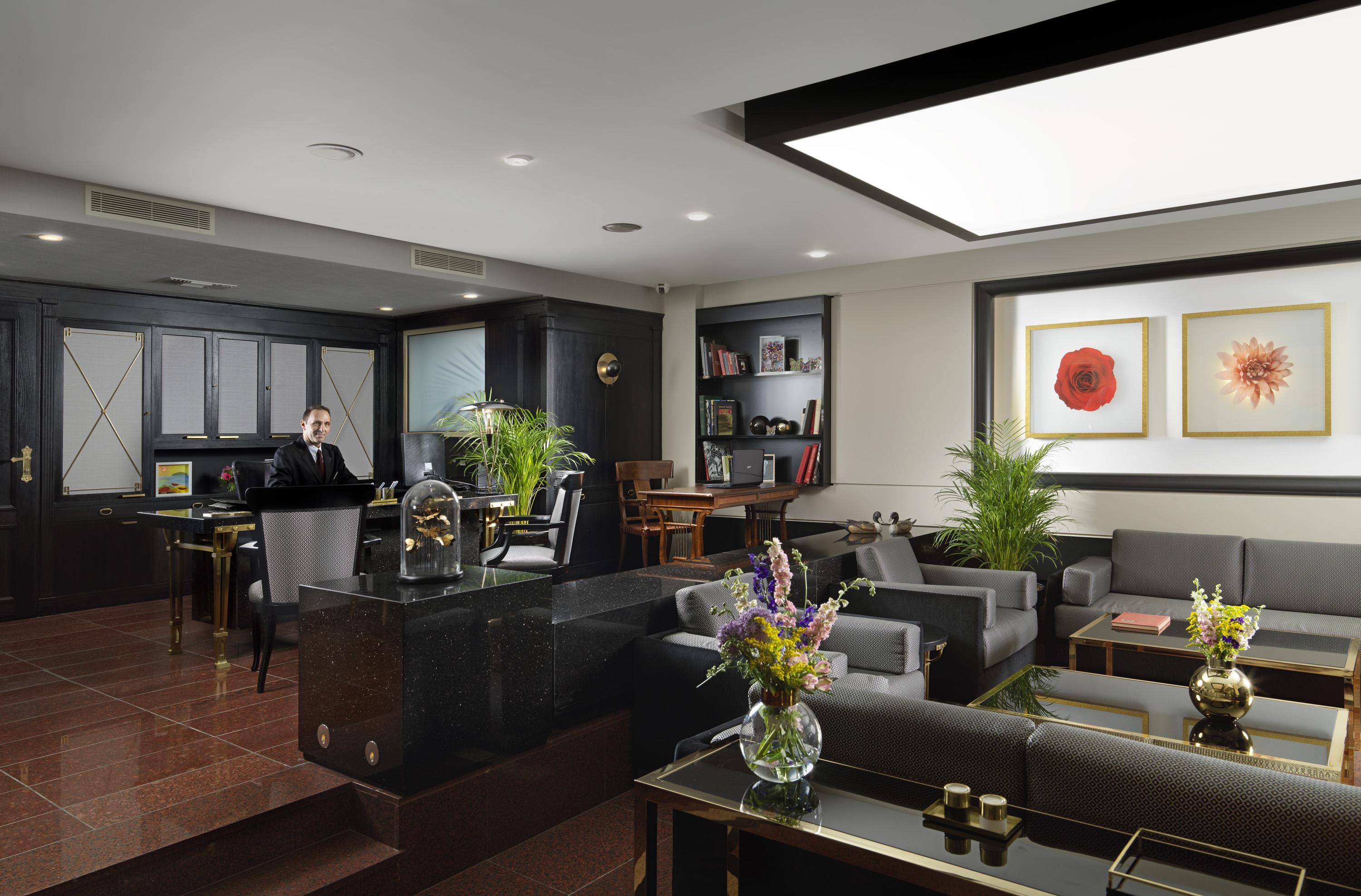 Holiday Suites Athens Exterior photo
